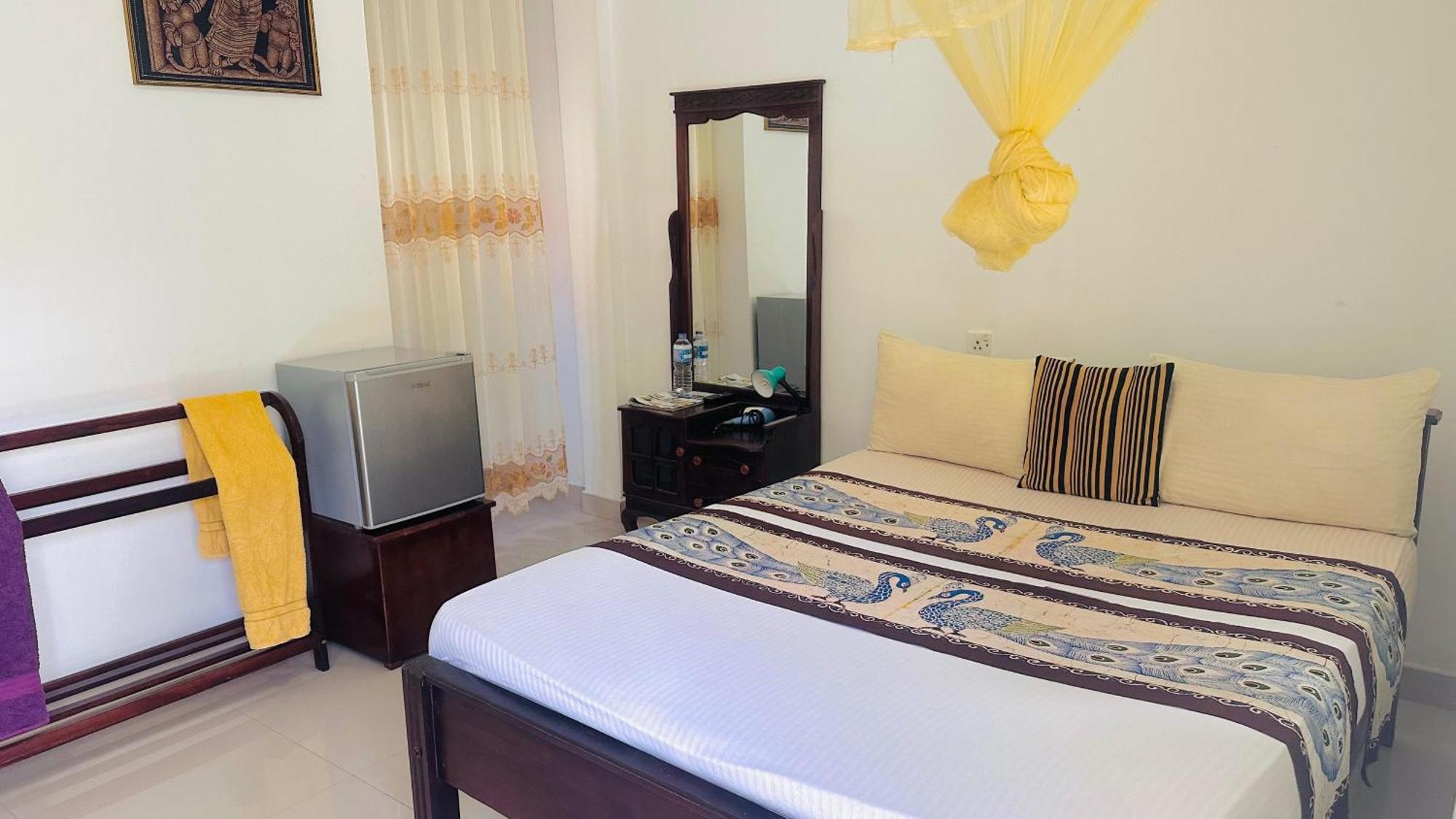 New Peacock Resort ดัมบูลลา ภายนอก รูปภาพ