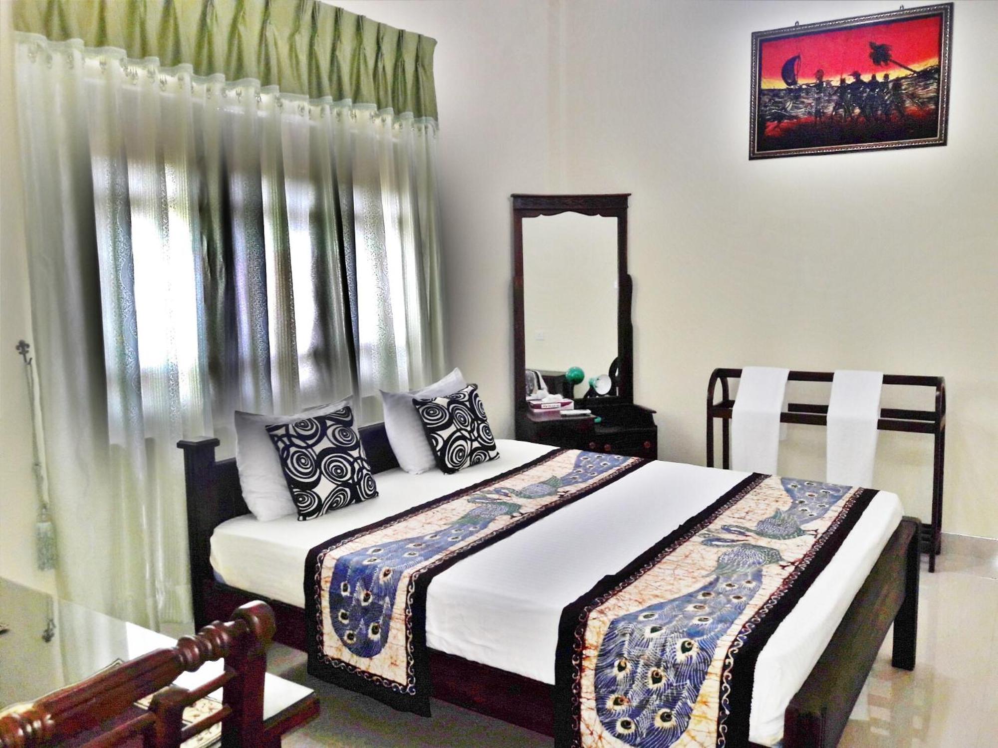 New Peacock Resort ดัมบูลลา ภายนอก รูปภาพ