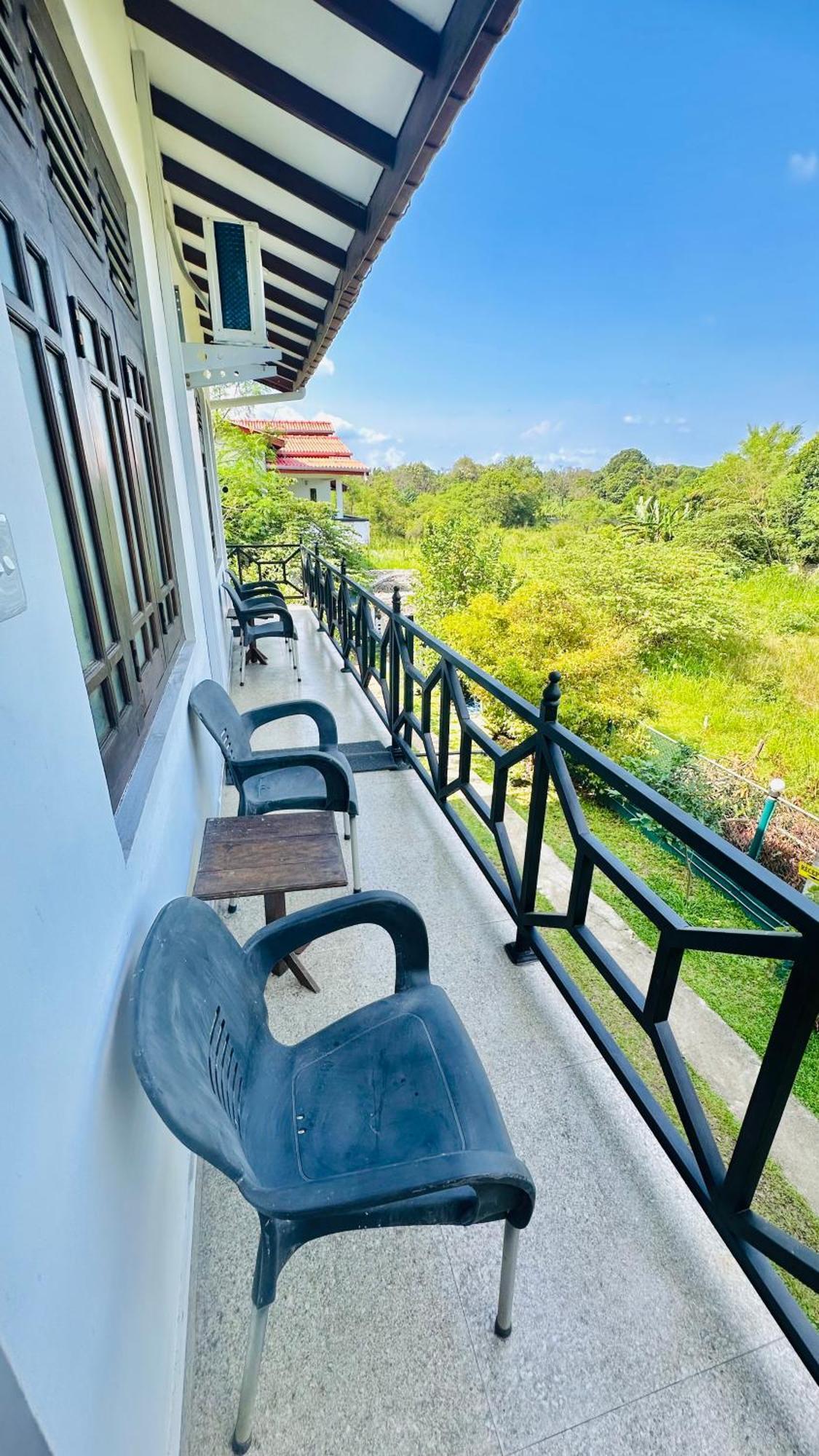 New Peacock Resort ดัมบูลลา ห้อง รูปภาพ