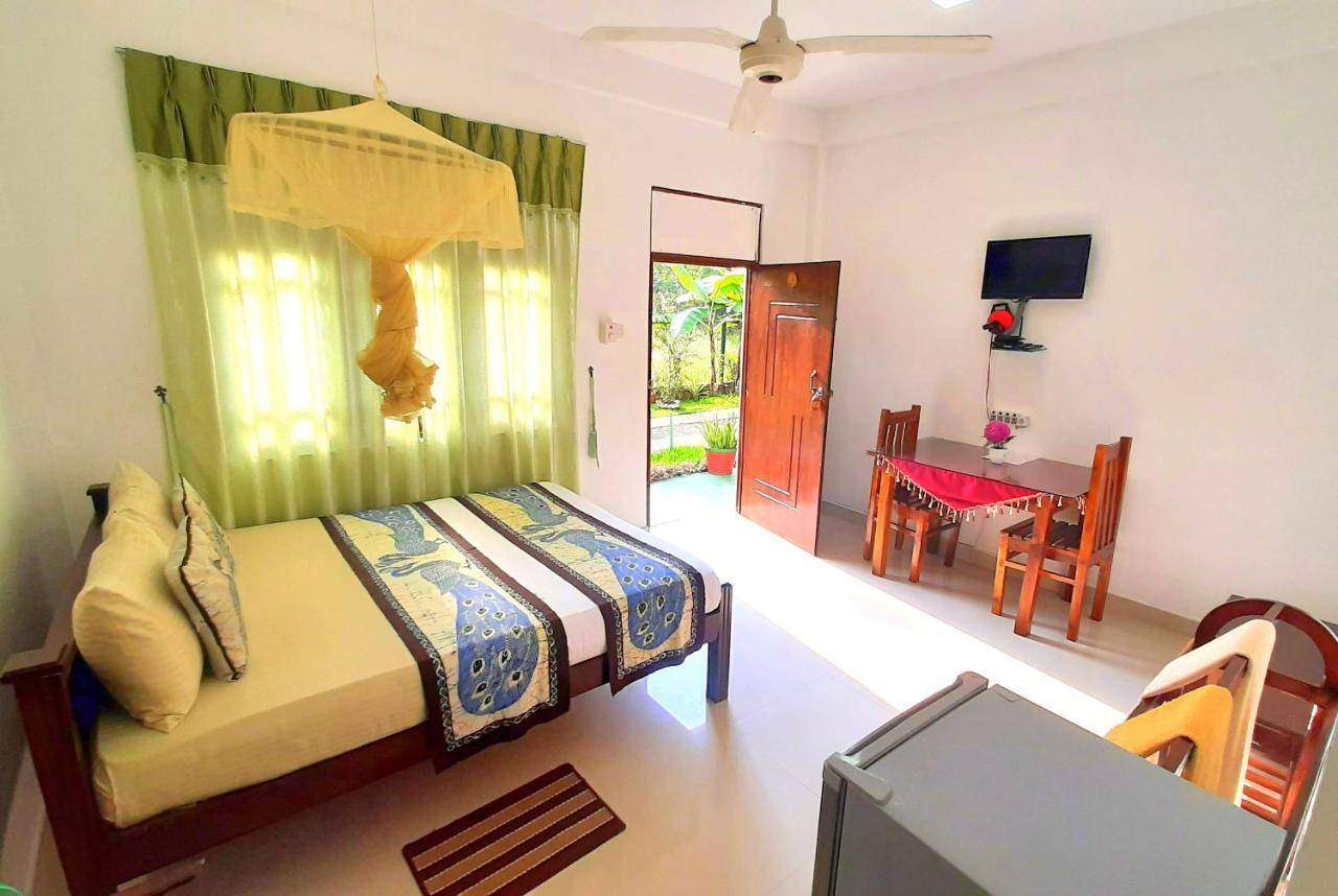 New Peacock Resort ดัมบูลลา ภายนอก รูปภาพ